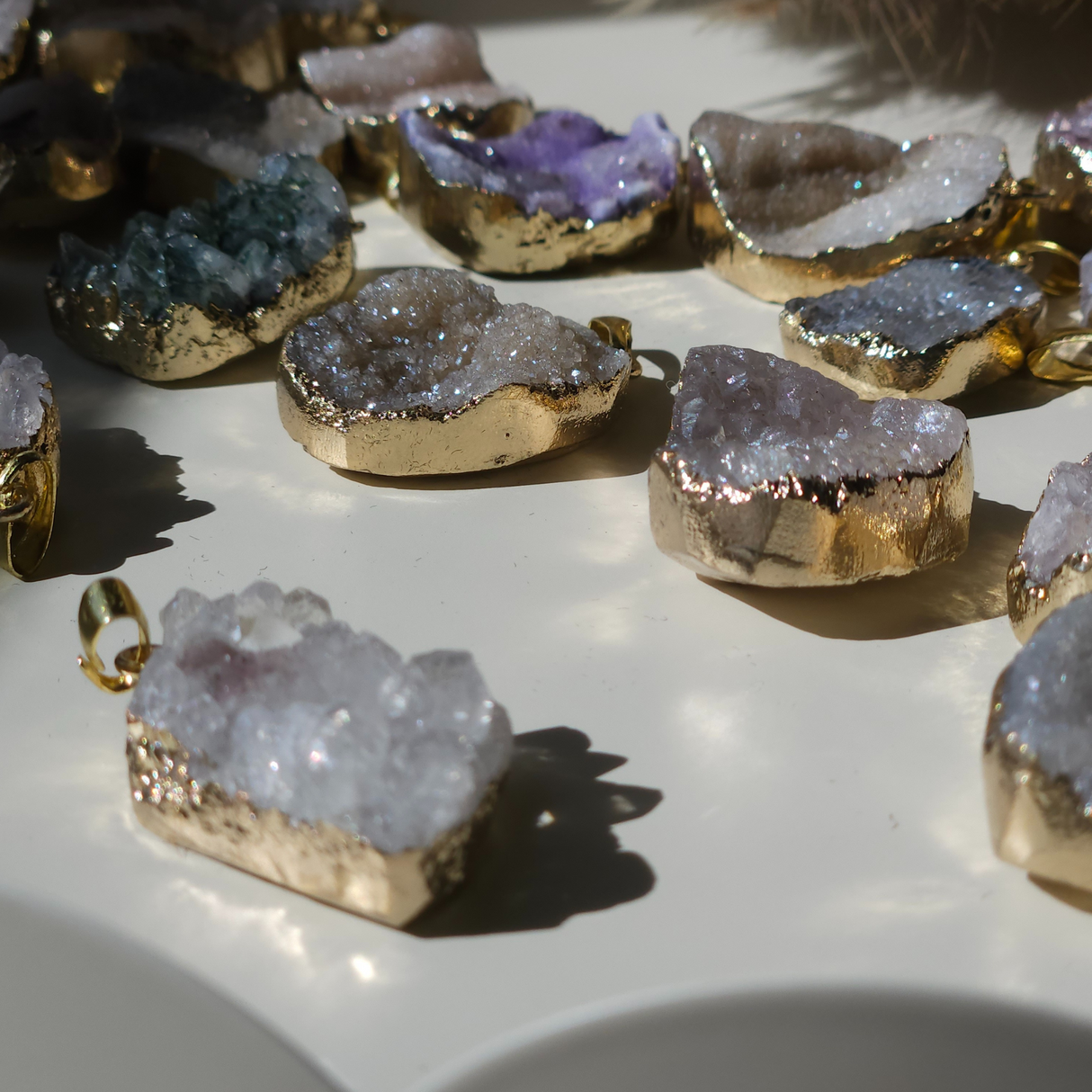 Drūzų Kvarco Kristalų Pakabukas