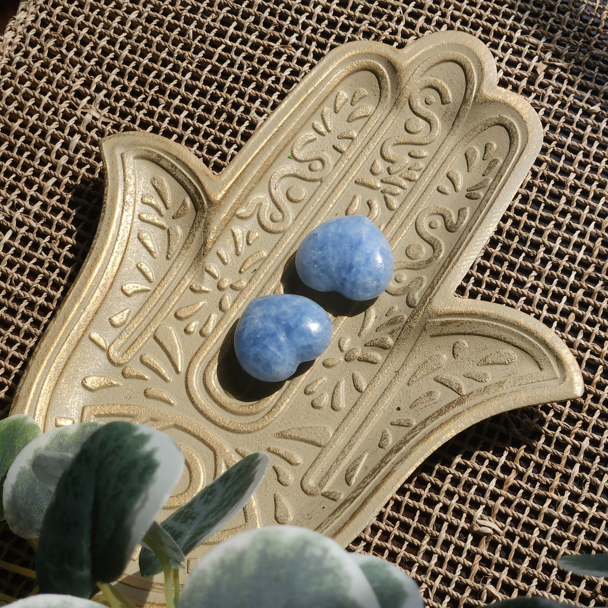 Mėlynojo Kalcito kristalas širdies pavidalu