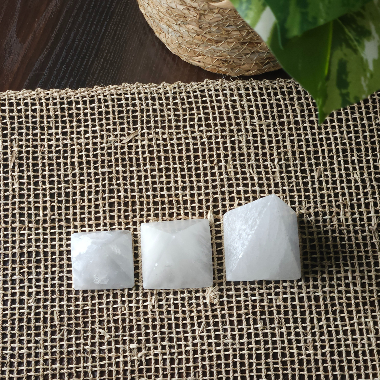 Nušviečiantis selenitas