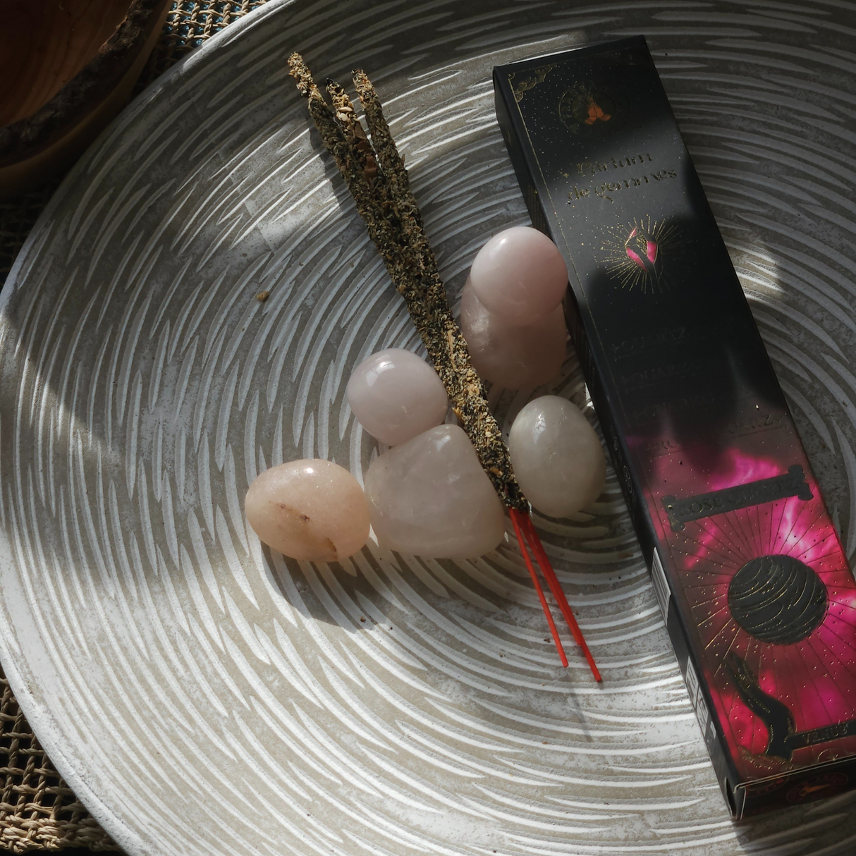 Rožinio kvarco smilkalai