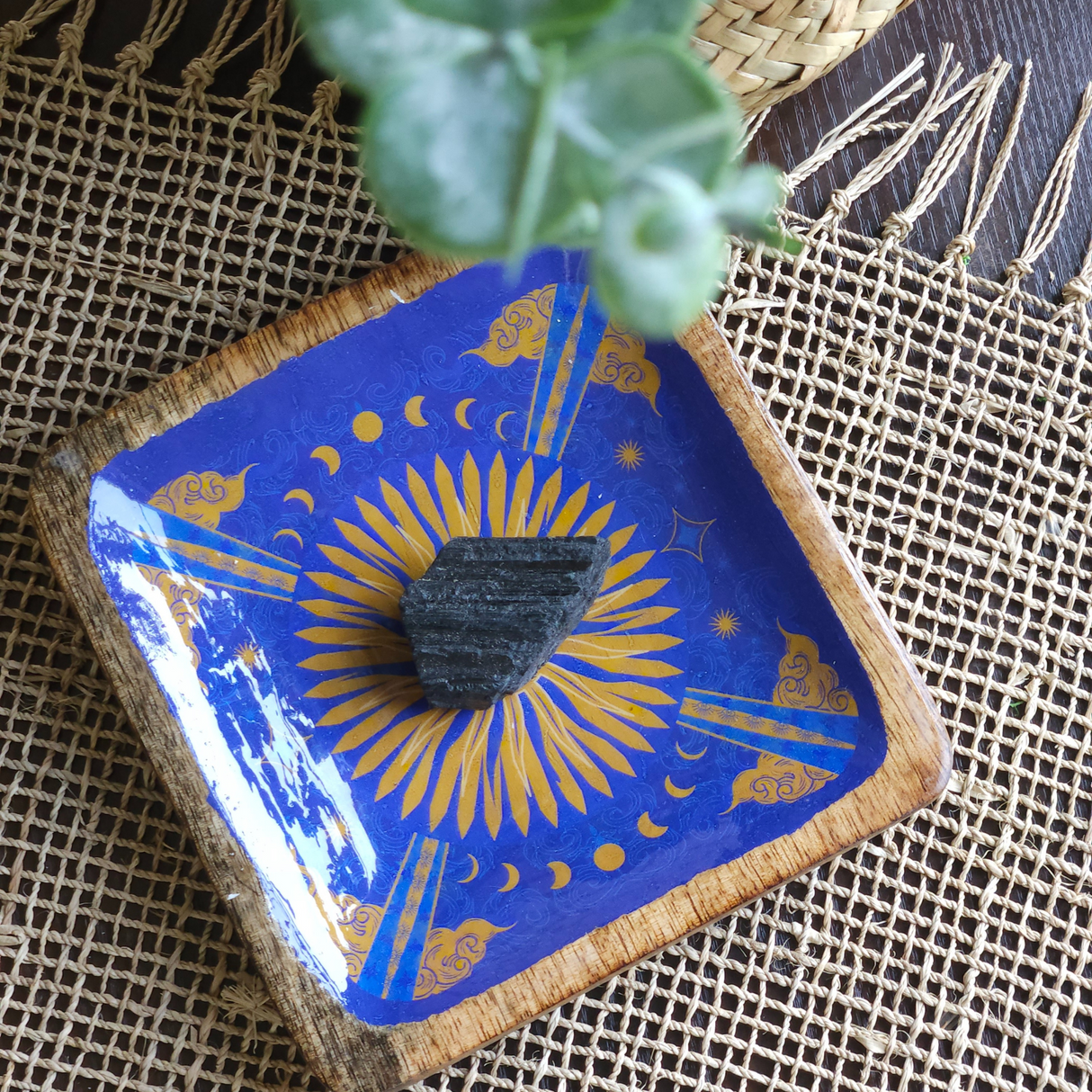 Saugantis Juodasis Turmalinas