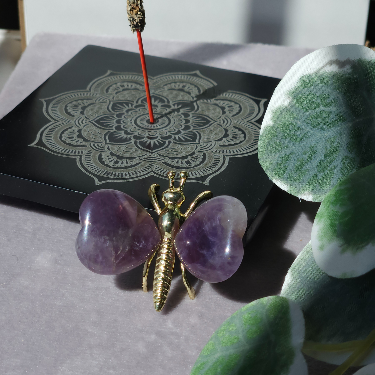 Smilkalinė su mandala