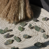 Nefrito brangakmenių švieselės