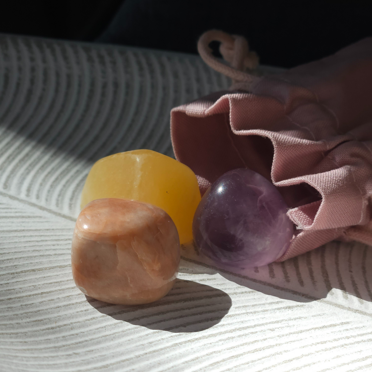 Moterų Savijautos Priežiūros kristalų rinkinys