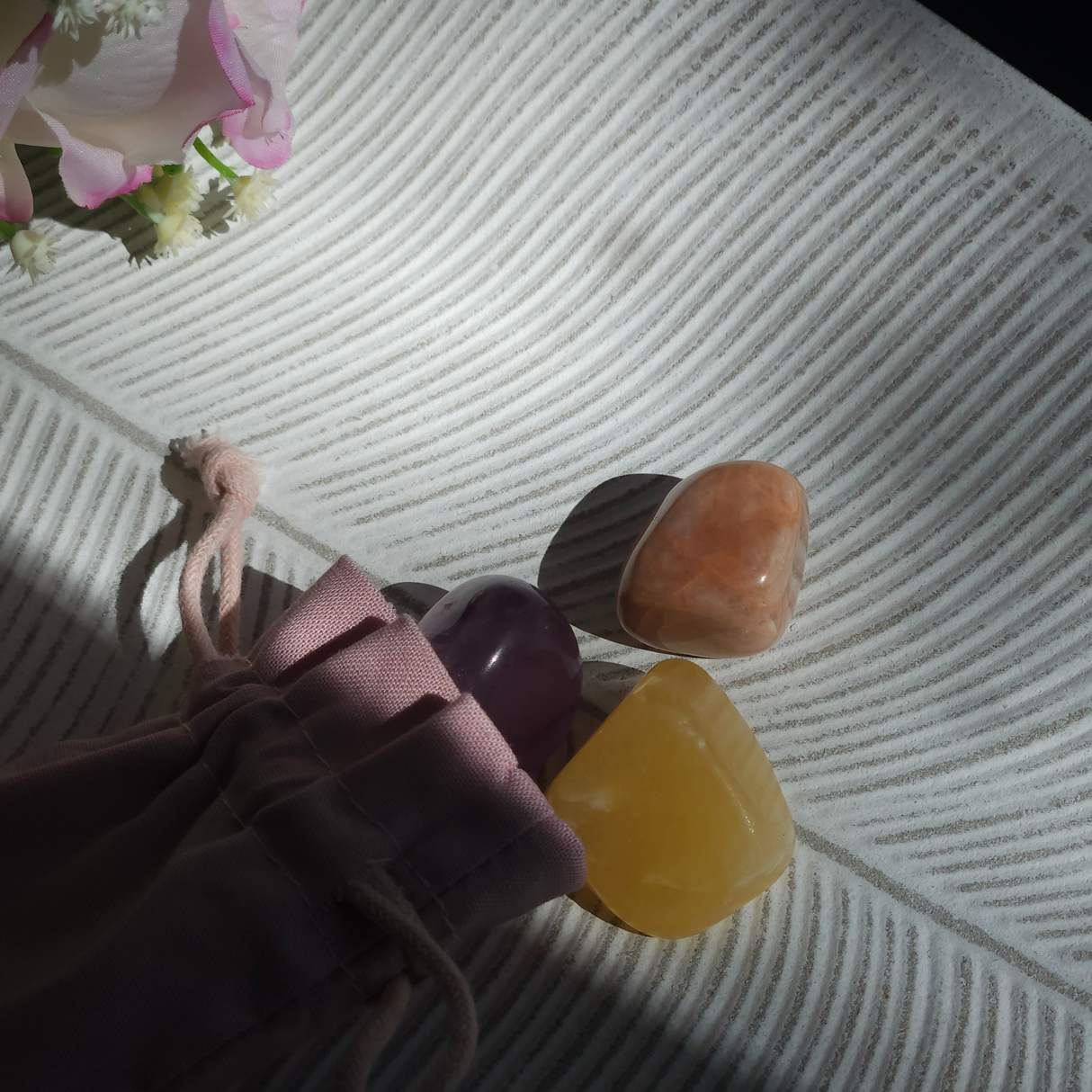 Moterų Savijautos Priežiūros kristalų rinkinys