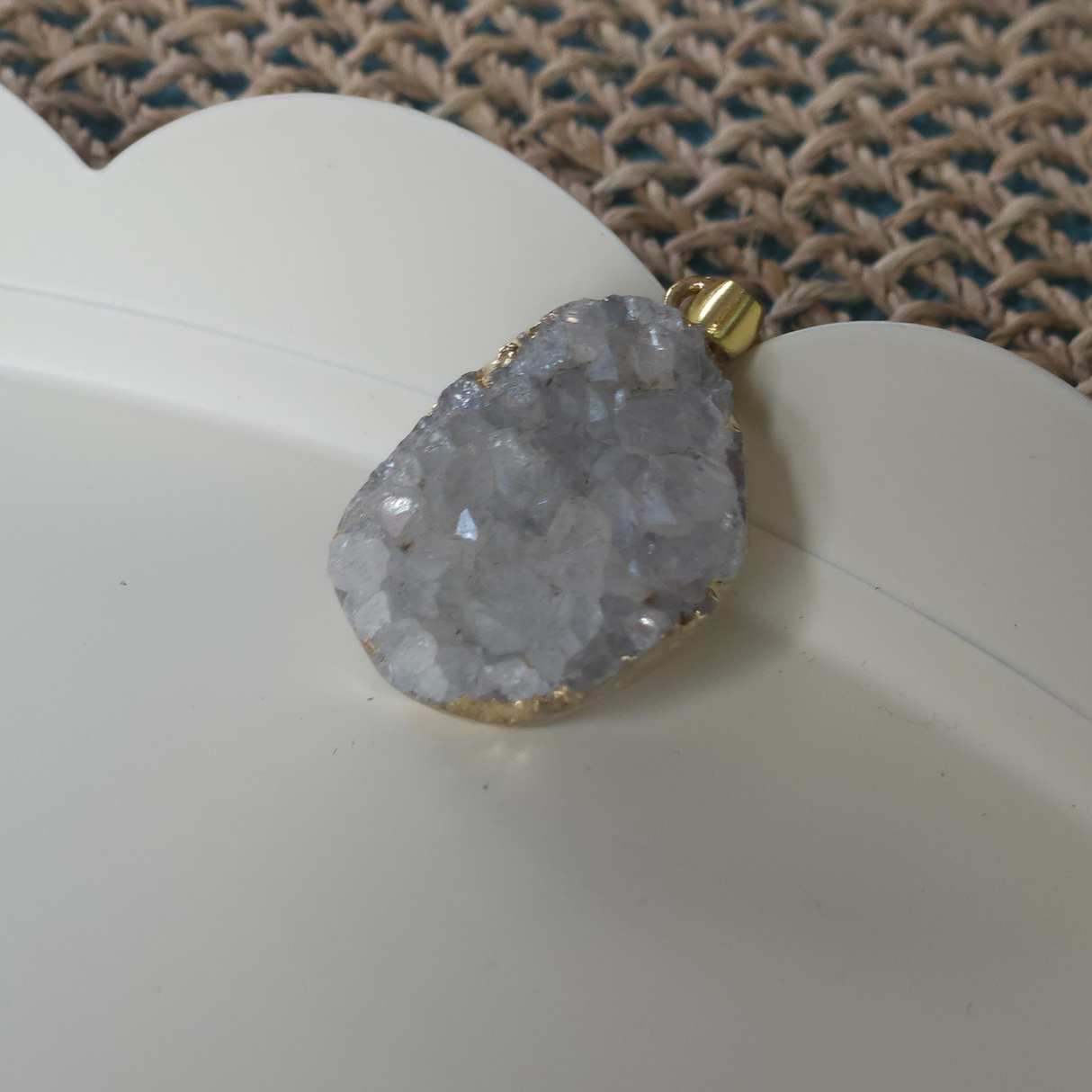 Drūzų Kvarco Kristalų Pakabukas