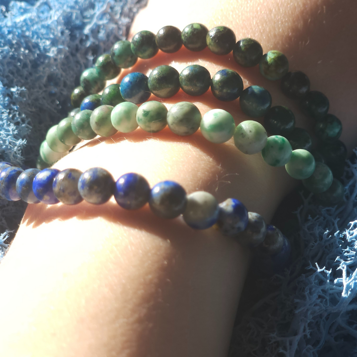 Bendravimo ir Išminties apyrankių rinkinys