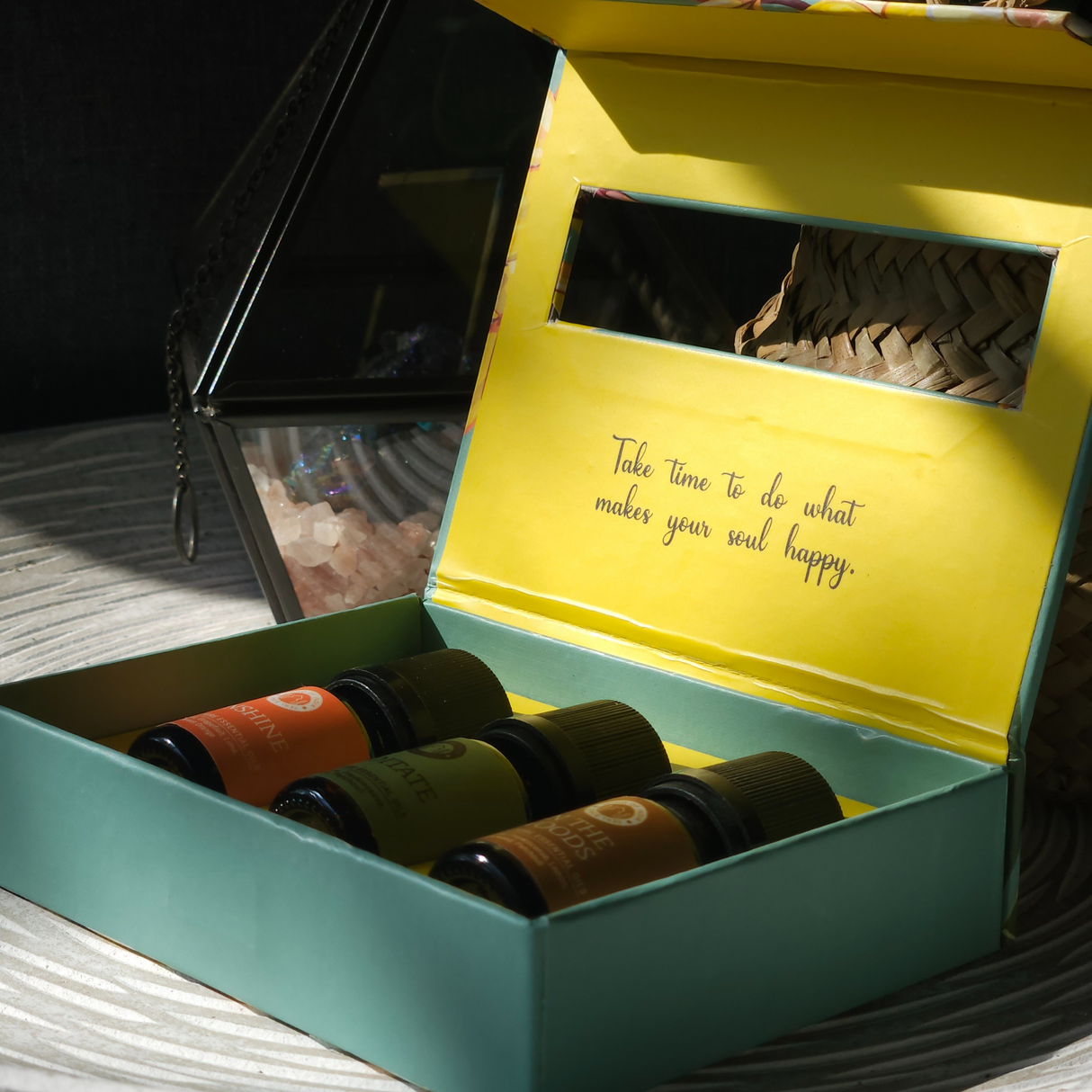 Eterinių aliejų aromaterapijos rinkinys „Laimė“