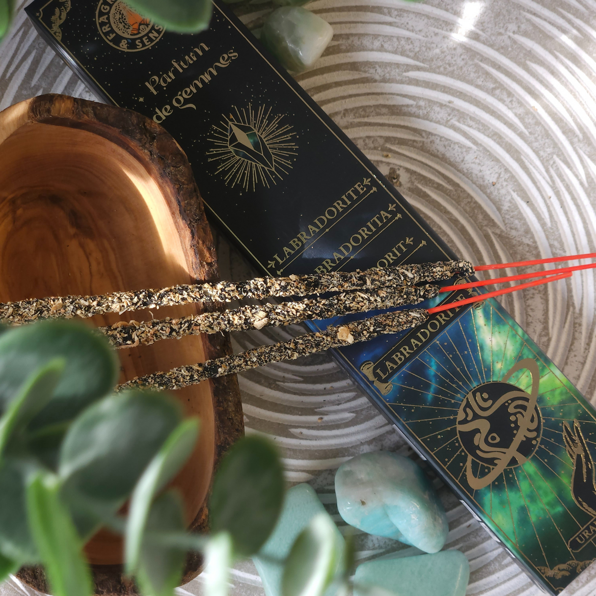 Labradorito smilkalai