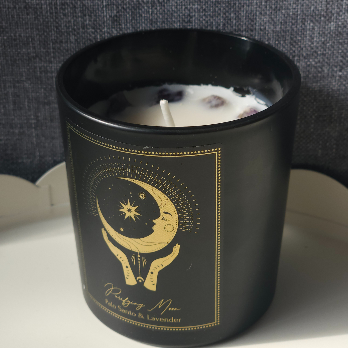 Manifestacijos brangakmenių žvakė ,,Apvalantis mėnulis"