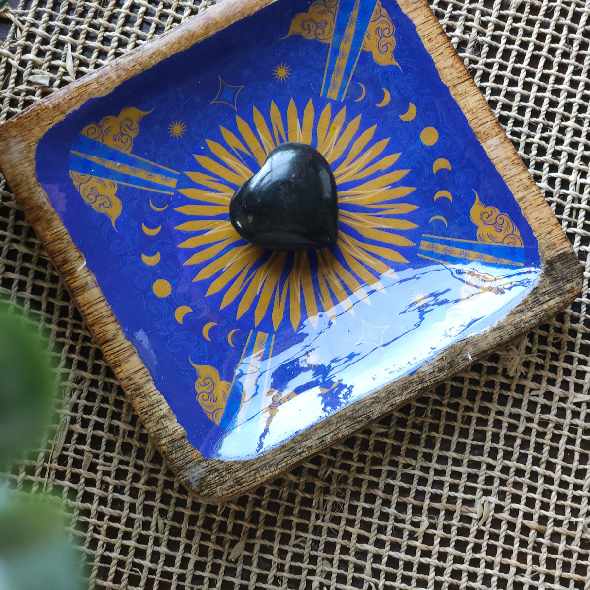 Saugantis Juodasis Turmalinas